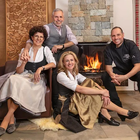 Hotel Tirol 4*