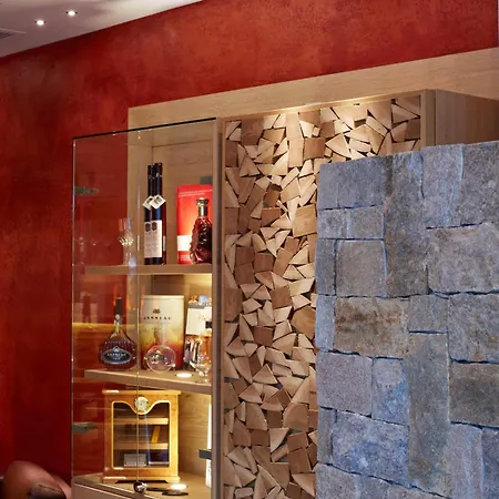 Hotel Tirol 4*