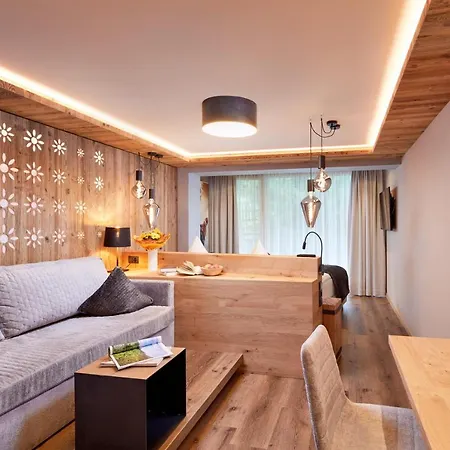 Tirol 4* イシュグル