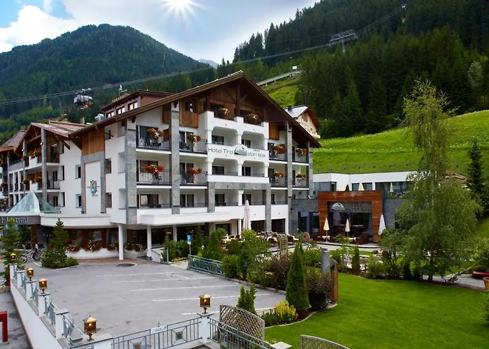 Tirol Отель 4*