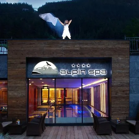 Hotell Tirol 4*
